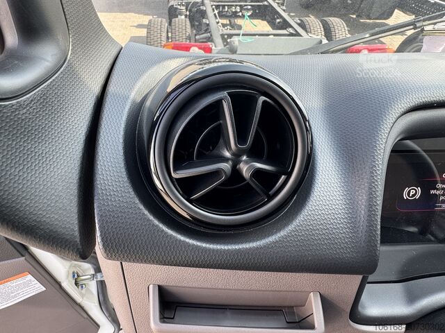 Kroklastare Fuso Fuso Canter 9C18 Abrollkipper 2025