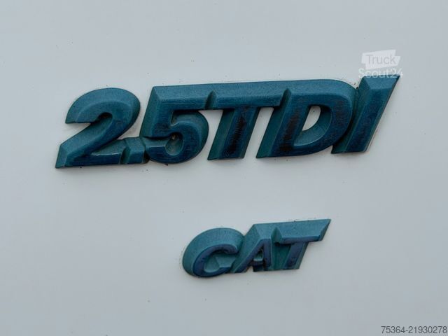 Integroitu matkailuauto HYMER/ERIBA B 544 Vollintegriert Fiat 2.5 Tdi 85 kw Hubbett
