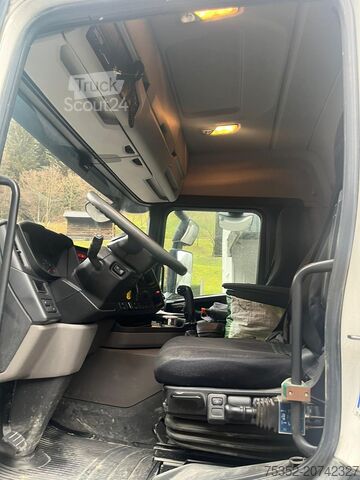 Standardni cestni vlačilec SCANIA G450 XT 4x4