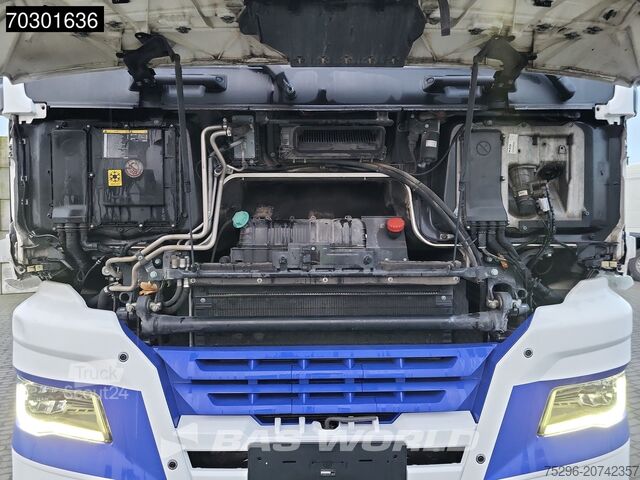 Standard-SZM MAN TGX 33.640 6X4 GM Retarder Standklima