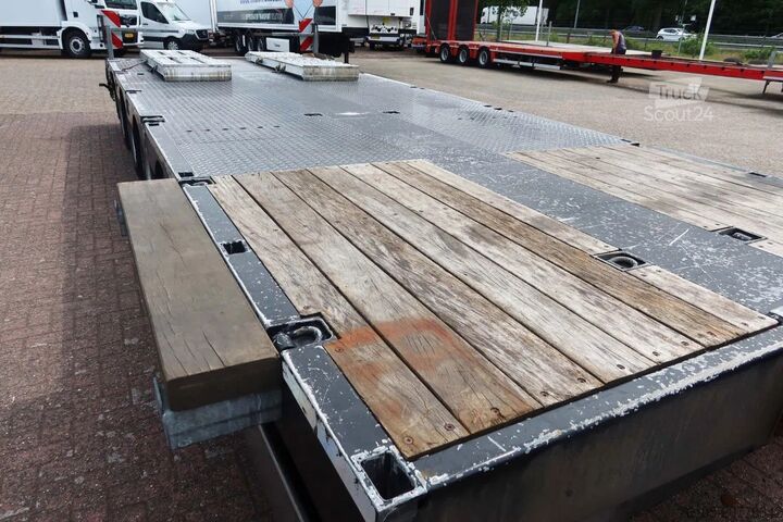 Semi-remorque surbaissée Broshuis 4A0u-16-40