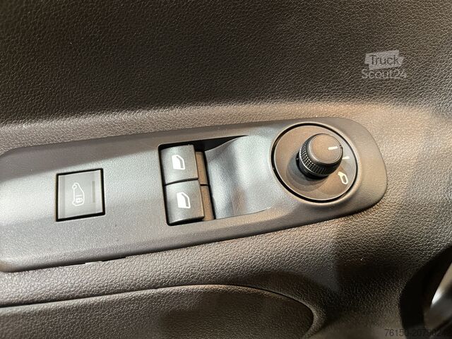 Aukšto stogo universalas Citroën ë-Berlingo L1 Control 50 kWh 136 PK / 100% Elek...