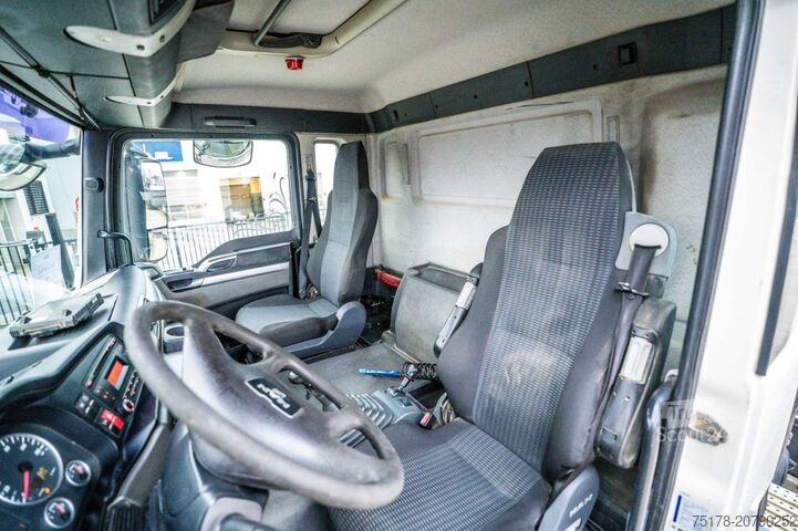 Standard tractor MAN TGS 33.440 BLS - MANUAL - BIG AXLES