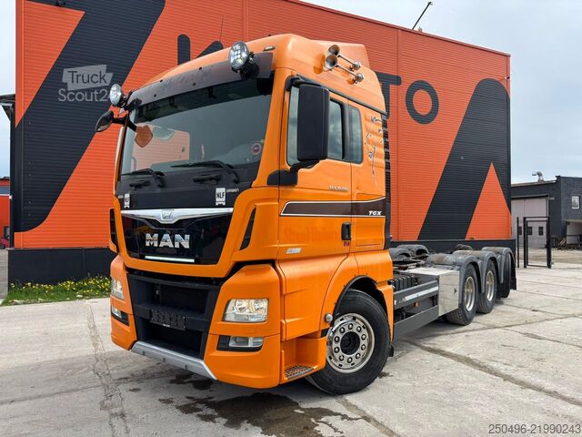 Šasijas kabīne MAN TGS 35.560 8x4*4 PTO / 9 TON FRONT AXLE / INTARDER