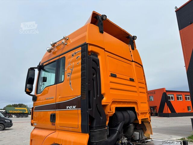 Šasijas kabīne MAN TGS 35.560 8x4*4 PTO / 9 TON FRONT AXLE / INTARDER