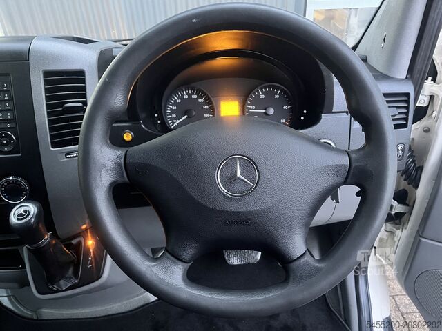 Vuilniswagen Mercedes-Benz Sprinter 310 2.2 CDI 366 rechts gestuurd Kipper...