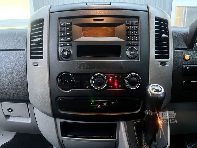 Vuilniswagen Mercedes-Benz Sprinter 310 2.2 CDI 366 rechts gestuurd Kipper...