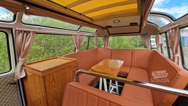 Minibus MERCEDES-BENZ Vorgänger Sprinter O 319 Samba mit Faltdach AC