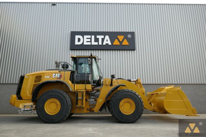 Kolový nakladač Caterpillar 980M