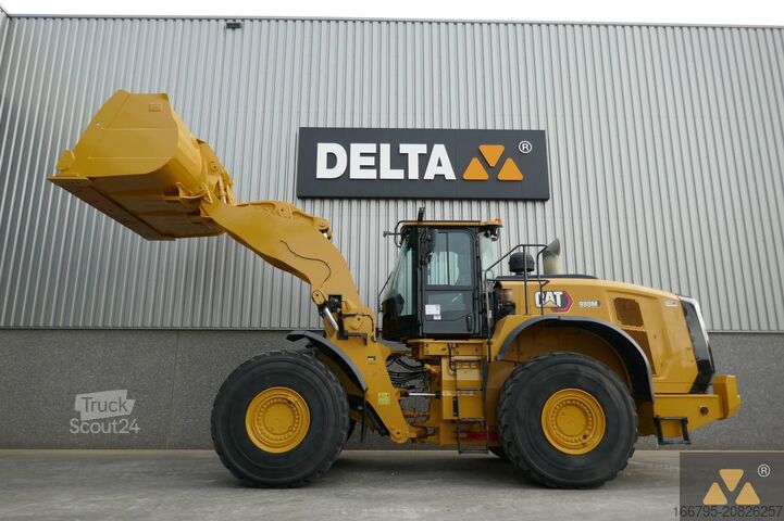 Kolový nakladač Caterpillar 980M