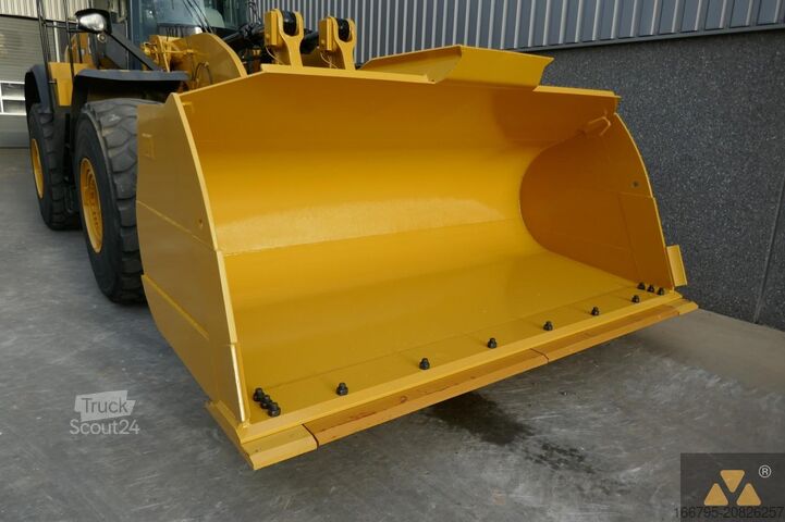 Carregadora de rodas Caterpillar 980M