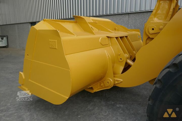 Kolový nakladač Caterpillar 980M