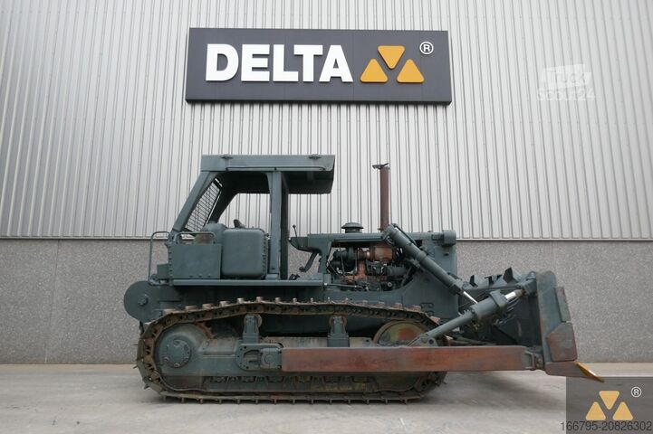 Bouteur Caterpillar D7G Ex-army