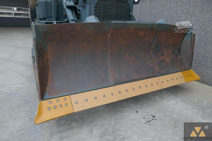 Bouteur Caterpillar D7G Ex-army