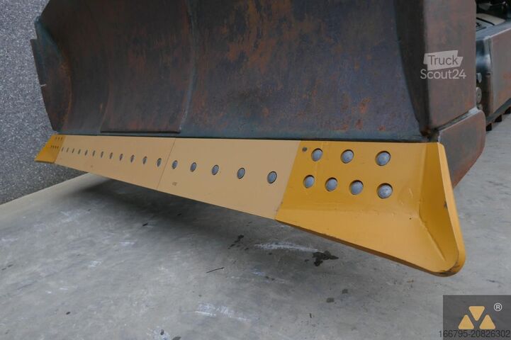 Bouteur Caterpillar D7G Ex-army