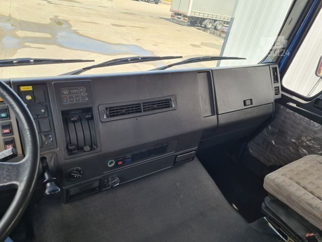 Γερανός τοποθετημένος σε φορτηγό MAN 26.272 DF 6x4 Montagekran HMK 650 T bis 32,65 m