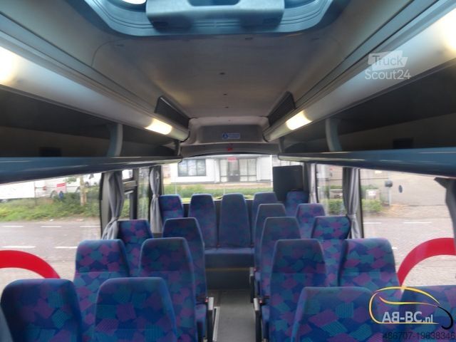 Diaľkový autobus OTOKAR Navigo, 30 Sitze, Euro 5