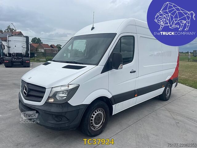 Slēgtais furgons Mercedes-Benz Sprinter 313 37s