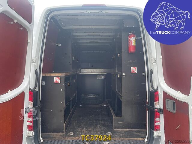 Slēgtais furgons Mercedes-Benz Sprinter 313 37s