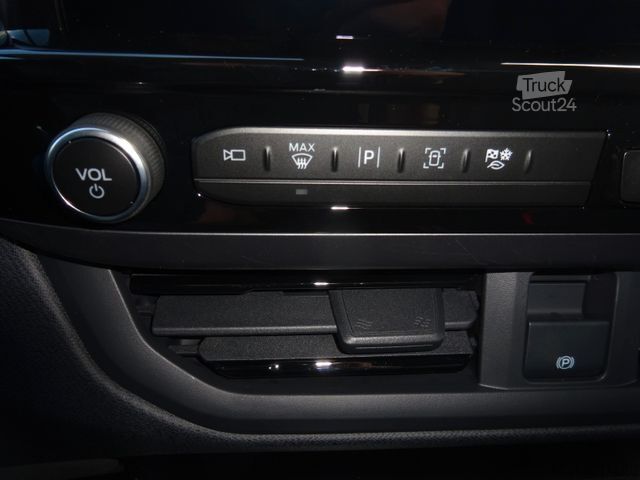 Minibussi FORD Tourneo Custom 340L2 Sport AT 2.5L PHEV 360Kam