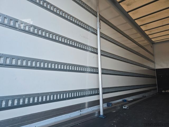 Camion caisson MAN TGM 15.320 * TOP * ACC * VOLLLUFT * WENIG KM *