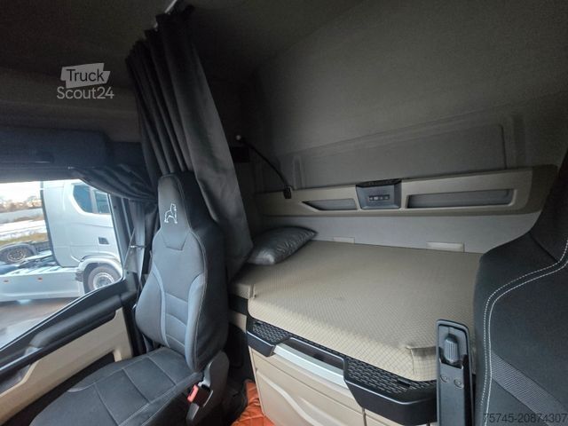 Camion caisson MAN TGM 15.320 * TOP * ACC * VOLLLUFT * WENIG KM *