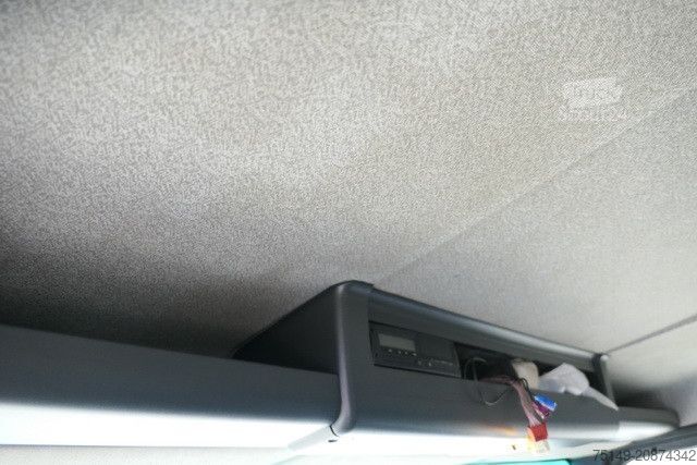 Camión plataforma con toldo MAN 12.220 TGL BL 4x2, LBW, AHK, Klima, 7.200mm lang