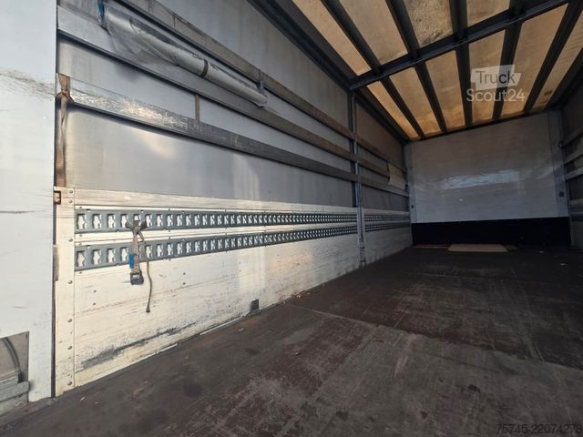Вантажівка з платформою і тентом MERCEDES-BENZ ATEGO 818 * ACC * 1T LBW *