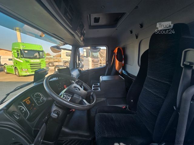 Вантажівка з платформою і тентом MERCEDES-BENZ ATEGO 818 * ACC * 1T LBW *