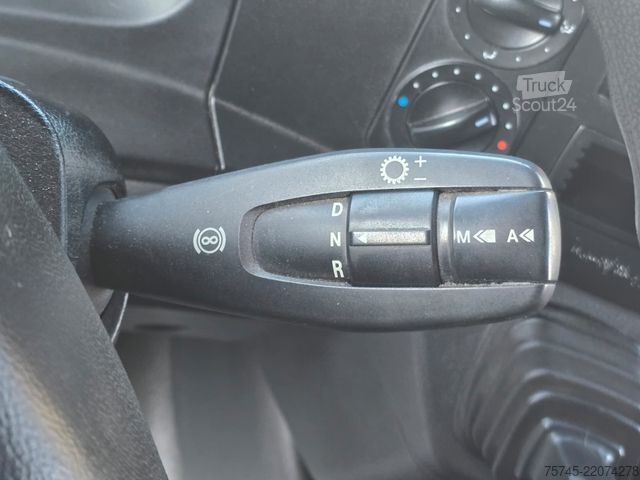 Вантажівка з платформою і тентом MERCEDES-BENZ ATEGO 818 * ACC * 1T LBW *