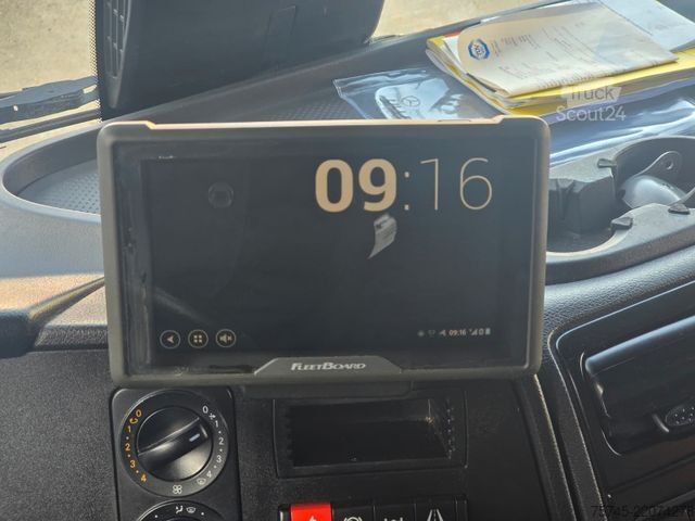 Вантажівка з платформою і тентом MERCEDES-BENZ ATEGO 818 * ACC * 1T LBW *