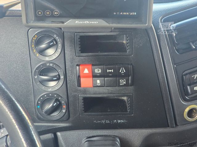 Вантажівка з платформою і тентом MERCEDES-BENZ ATEGO 818 * ACC * 1T LBW *