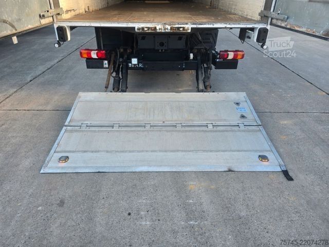 Вантажівка з платформою і тентом MERCEDES-BENZ ATEGO 818 * ACC * 1T LBW *