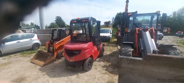 Priekinis krautuvas MITSUBISHI 3 to. Triplex Dies.