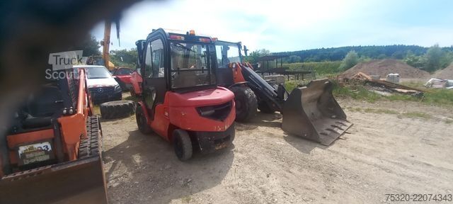 Priekinis krautuvas MITSUBISHI 3 to. Triplex Dies.
