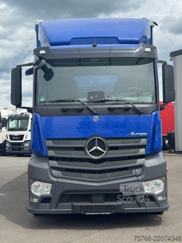 Ladbil med udskifteligt lad MERCEDES-BENZ ANTOS 1836 L / AHK / STAPLERHATERUNG / RS 5,8 m