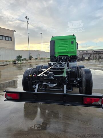 șasiu de camion IVECO AS260S46