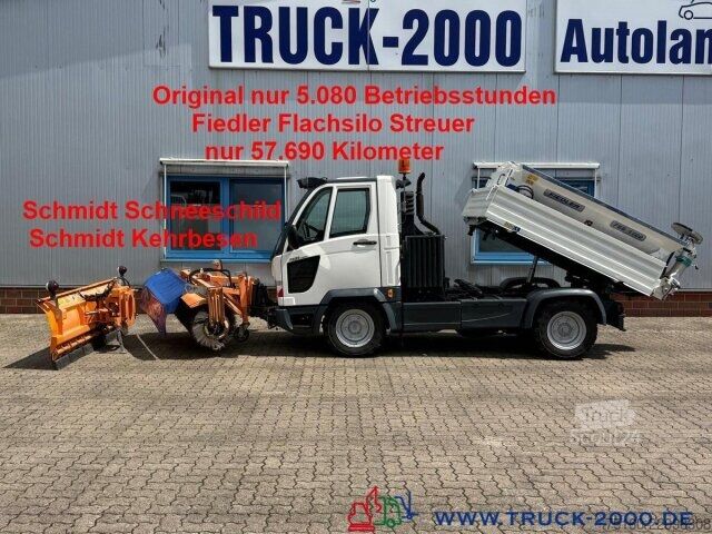 Kolmisuuntainen kippiauto Multicar M30 4x4 Winterdienst Streuer- Schild/ Bürste