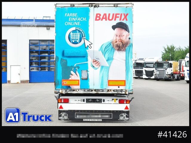 Gesloten oplegger KRONE SDK 27, Koffer, Lager, Container, Hühnerstall, isoliert