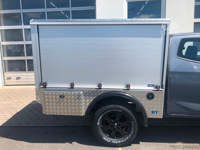 Furgons ar kasti ISUZU D-Max Space Cab LS AT mit Systemkoffer