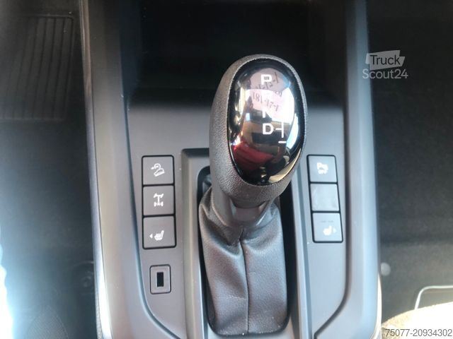 Furgons ar kasti ISUZU D-Max Space Cab LS AT mit Systemkoffer