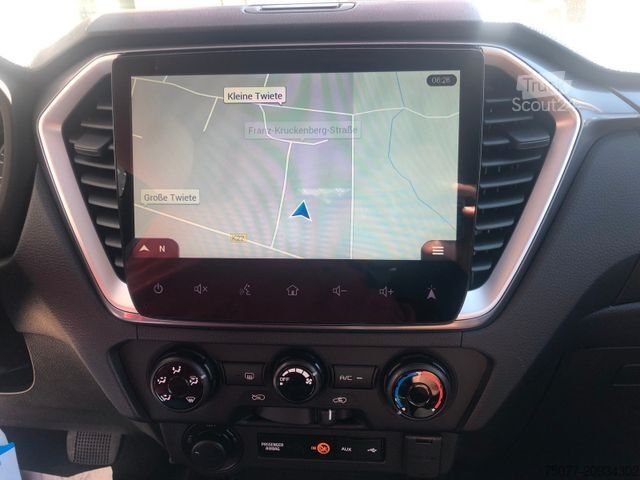 Furgons ar kasti ISUZU D-Max Space Cab LS AT mit Systemkoffer