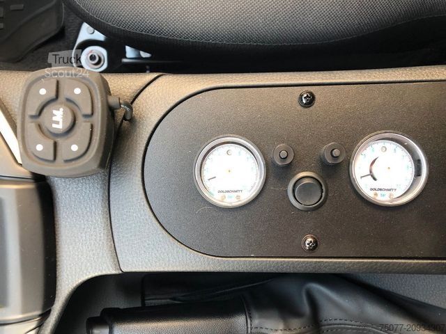 Pick-up furgons ISUZU D-Max Space Cab LS AT + Kipper + Navi + SOFORT +