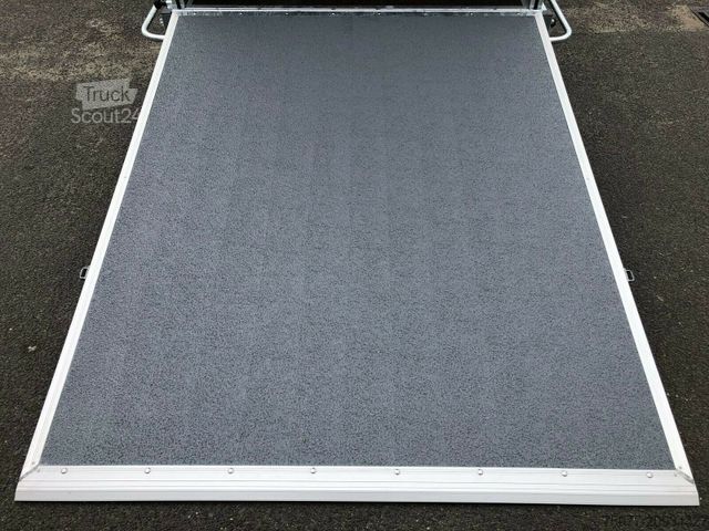 Skříňový přívěs HAPERT Sapphire L-2, 400x180x230, 3.500kg