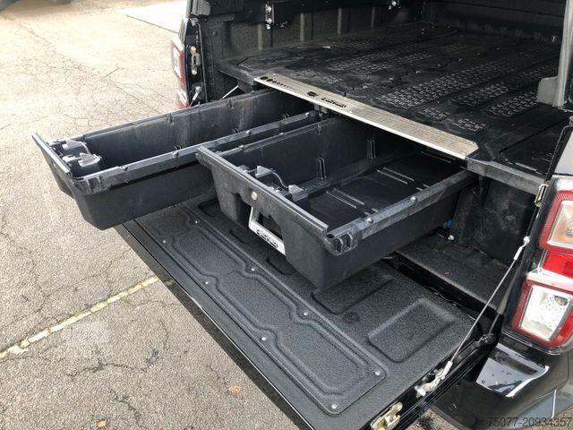 Pick-up furgons ISUZU D-Max Double Cab V-Cross AT "BAD-MAX"