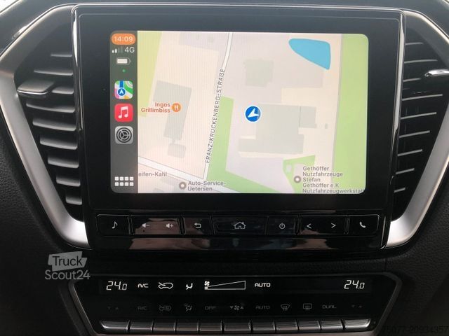 Pick-up furgons ISUZU D-Max Double Cab V-Cross AT "BAD-MAX"