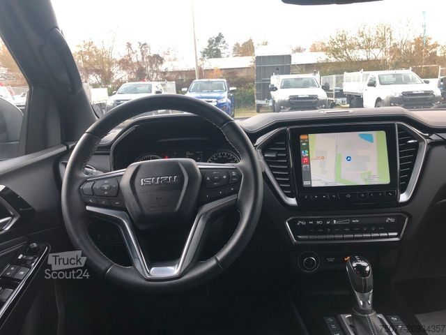 Pick-up furgons ISUZU D-Max Double Cab V-Cross AT "BAD-MAX"