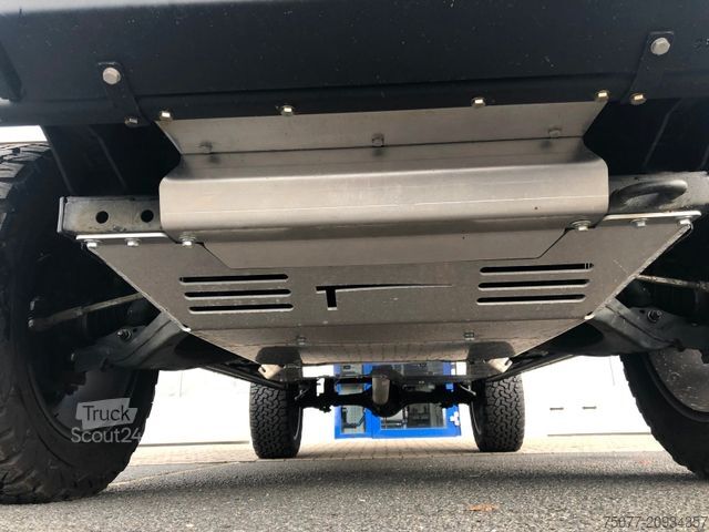 Pick-up furgons ISUZU D-Max Double Cab V-Cross AT "BAD-MAX"