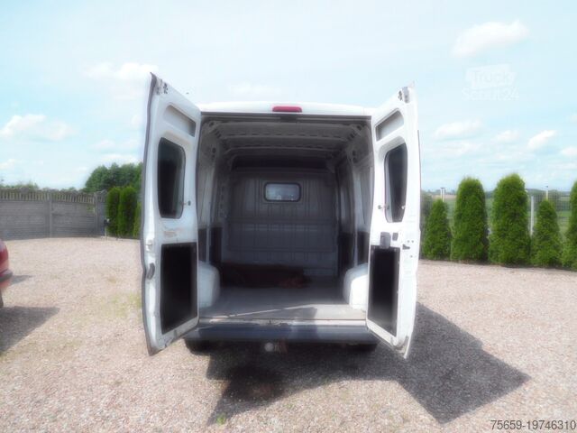 Mobile Shop/ Food Truck Peugeot Boxer 2.2 HDi Hoch + Lang Mittel DPF L2H2 3xS Food