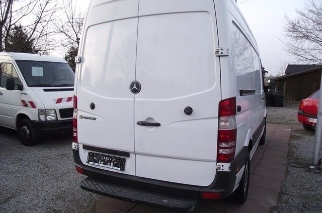 Mobile Shop/ Food Truck Mercedes-Benz CDi Lang + Hoch Mittel Stehhöhe Sprinter II Kasten